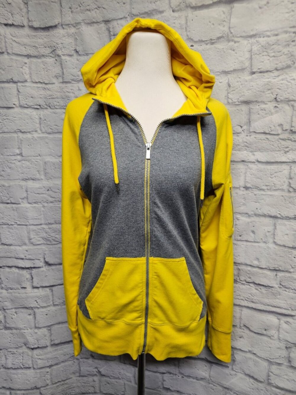 Xersion S Gray Yellow Full Zip Hooded Drawstring Pocket Sweatshirt Stretch Top